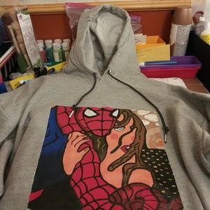 Spiderman saves Mary Jane